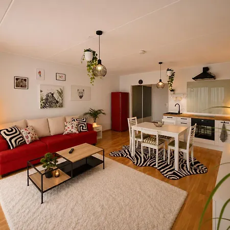 Apartman Papiniidu 52 *